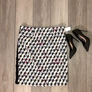 WHBM Houndstooth Floral Mixed Print Pencil Skirt